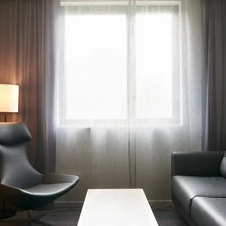 Moxy Milan Linate Airport-3